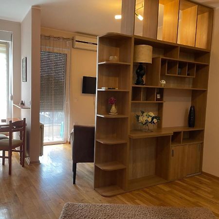 Lux Apartment Kotez Pancevo Ngoại thất bức ảnh